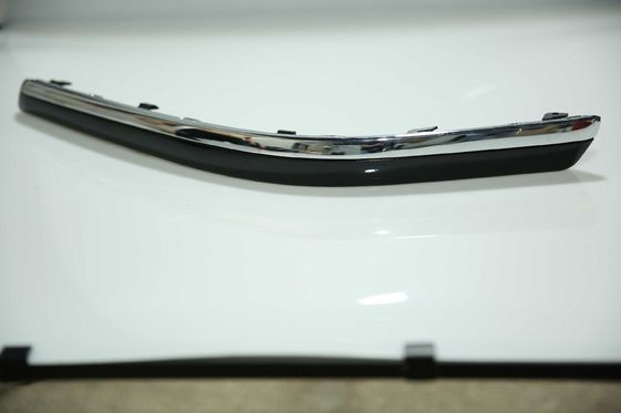 3BD 807 717/718 2005 2006 2008 2007 Vw Passat Rear Bumper Trim Car Bumper Strips